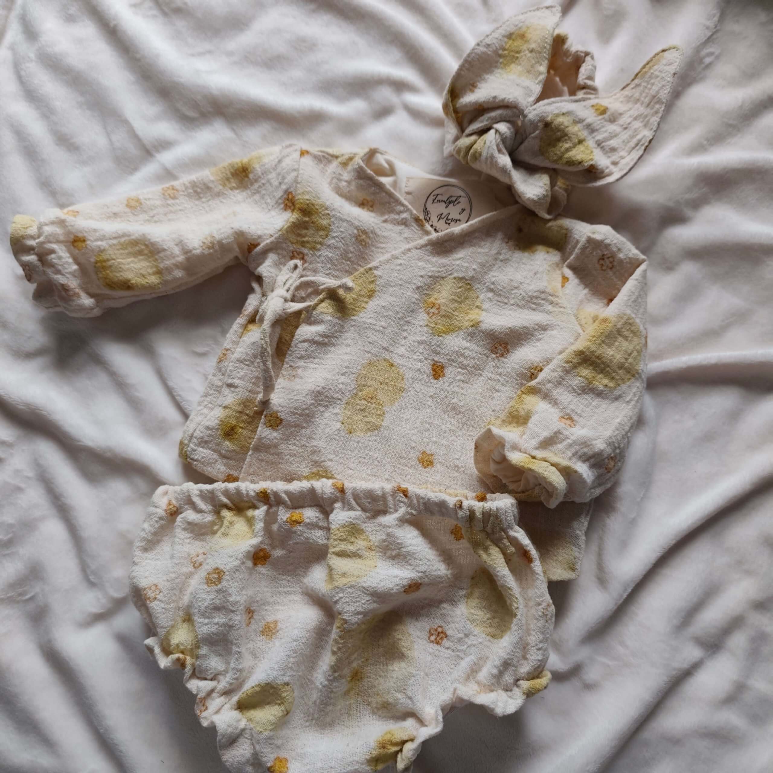 Conjunto bebé chaqueta + cubrepañal + diadema - Imagen 2